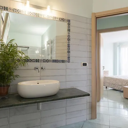 Сasa de vacaciones Terrazzo Sul Mare By Interhome Cipressa