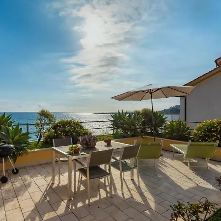 Terrazzo Sul Mare By Interhome *