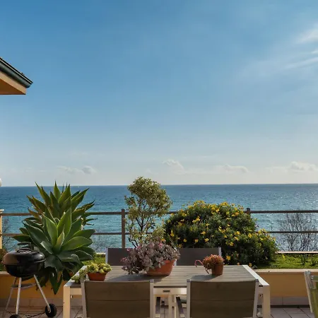 Terrazzo Sul Mare By Interhome *
