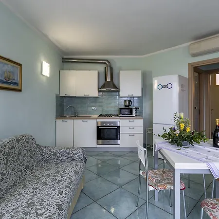 Terrazzo Sul Mare By Interhome Cipressa