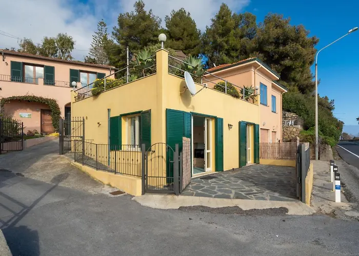 Terrazzo Sul Mare By Interhome * Cipressa